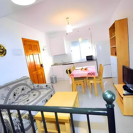 Junto El Mar Con Piscina Apartment *